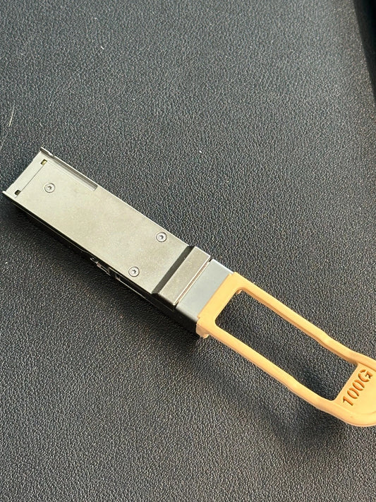 FINISAR FTLC9558REPM-1Y 100Gbase-SR4 850nm