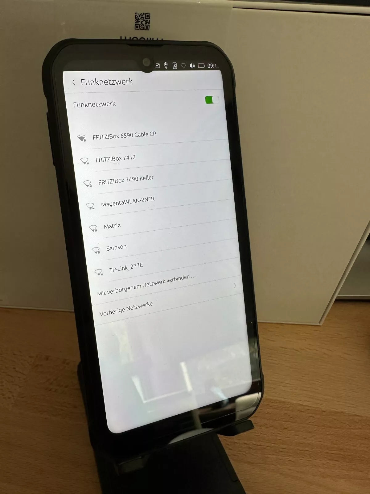 Gigaset GX290 Handy Smartphone Ubuntu Touch 20.04 Linux Trusted Boot & Waydroid