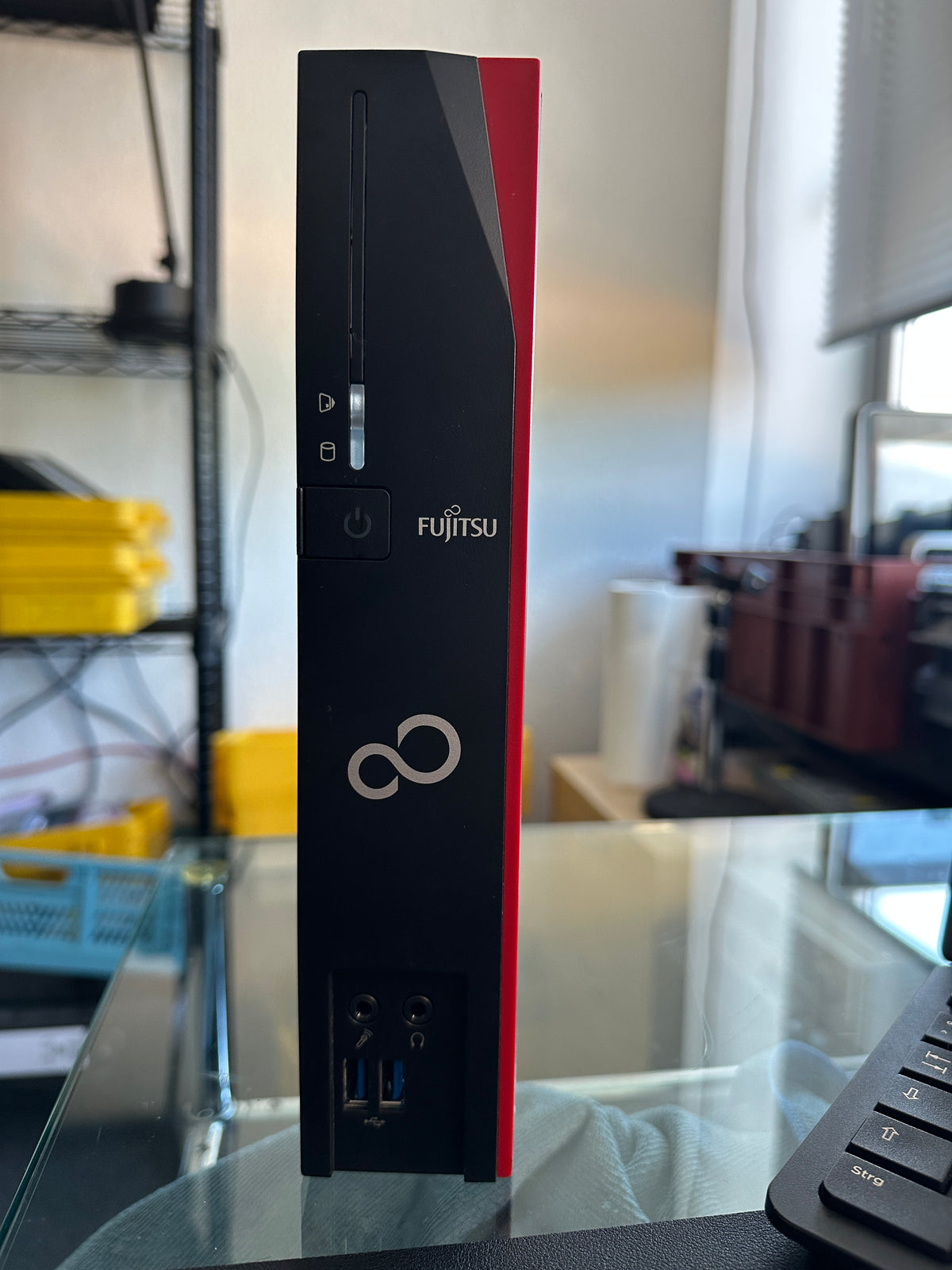 Fujitsu Futro S930 Thin Client Frontansicht